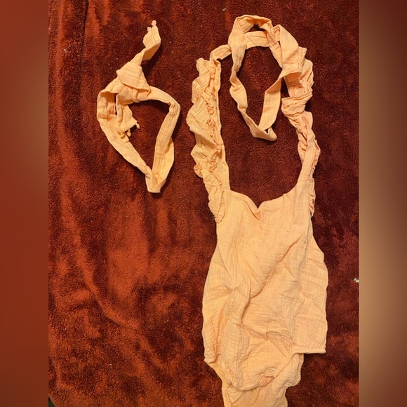 Baby Romper - Picture 2 of 4